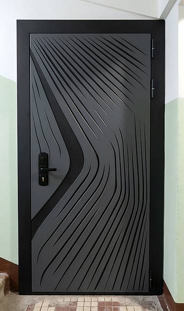 Дверь с фрезеровкой на заказ